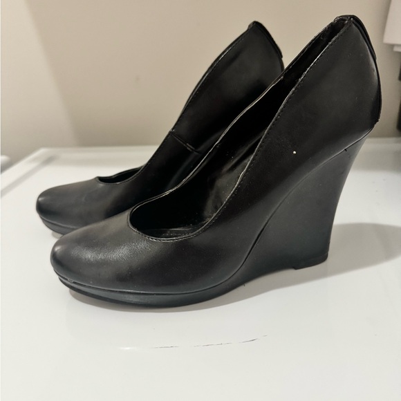 Black wedges for sale! - Picture 2 of 5